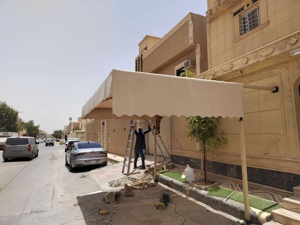 توريد وتركيب كافة أنواع المظلات والسواتر الخرج